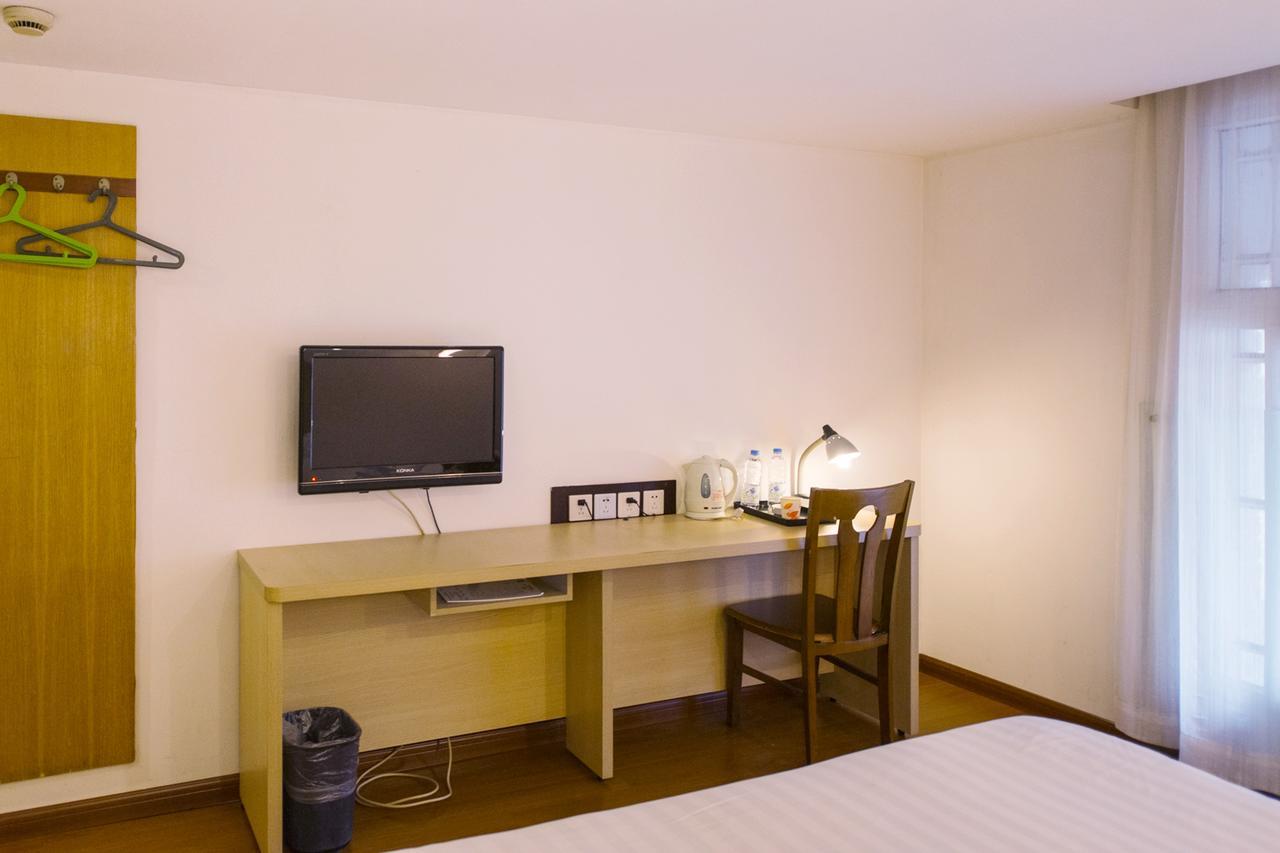 Motel Zhenjiang Jiefang Road Exterior photo